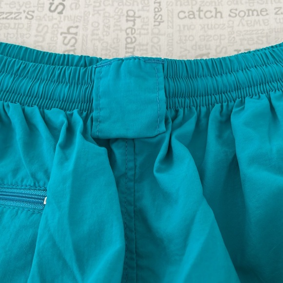 Brand new Orvis men’s Short L Made in USA 100% Mylon - Picture 9 of 13